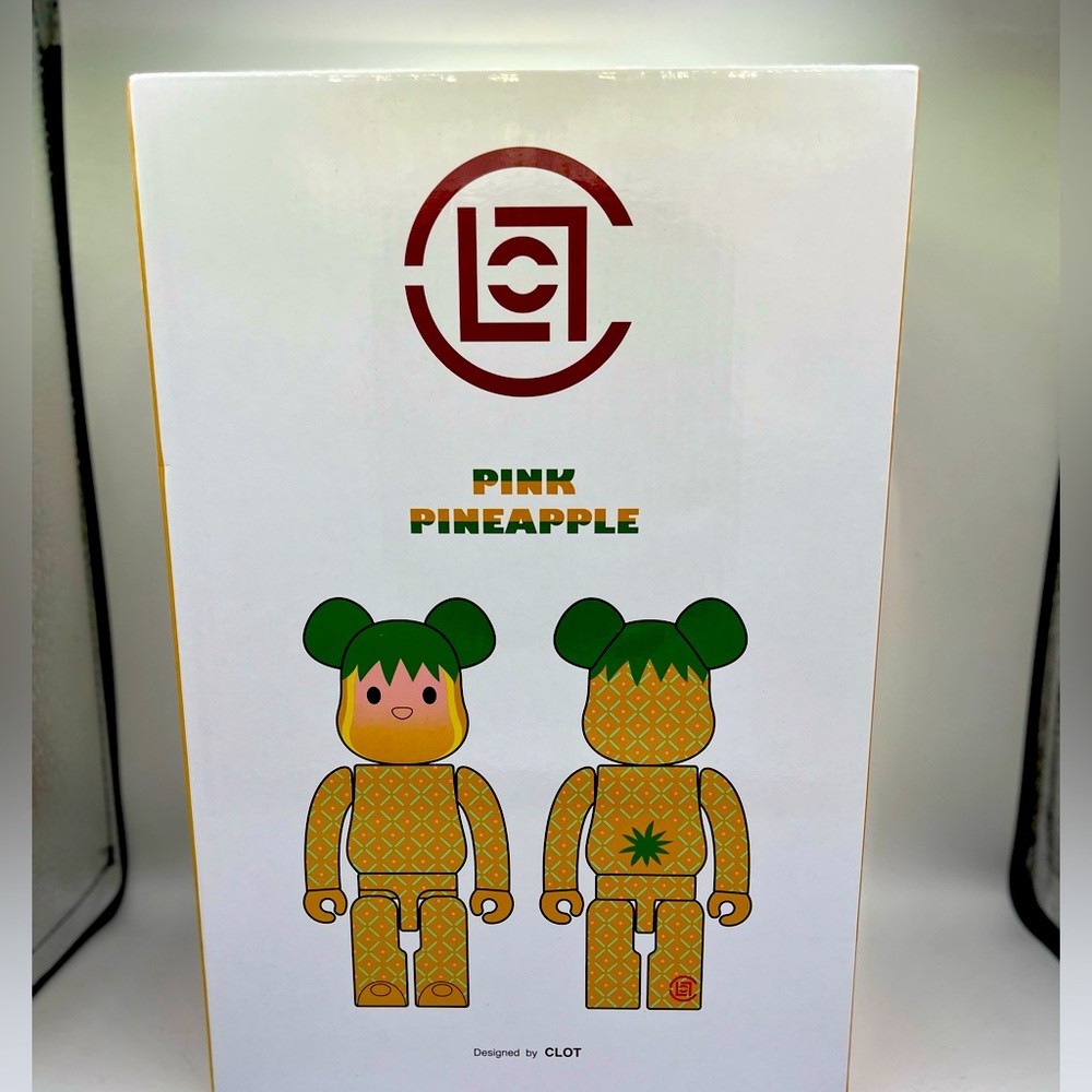 MEDICOM X CLOT BEARBRICK (PINK PINEAPPLE)